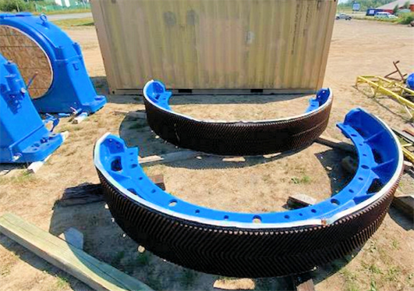Dominion 10.5' X 14' (3.2m X 4.3m) Ball Mill With 800 Hp (597 Kw) Motor)